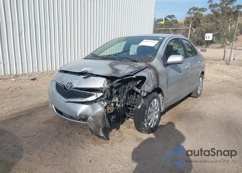 2010 Toyota Yaris z USA, uszkodzony, nr VIN JTDBT4K36A4069297